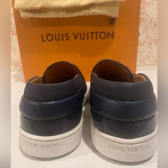 These are Denim LV skate sneakers. - Picture 5 of 14